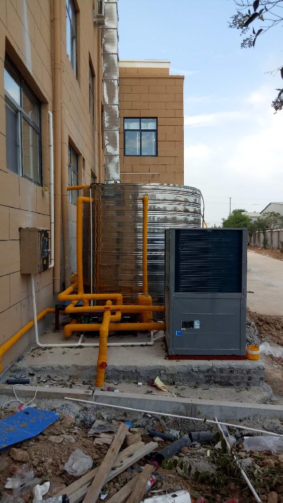 鄭州某部隊洗浴熱水項目(美的空氣能)